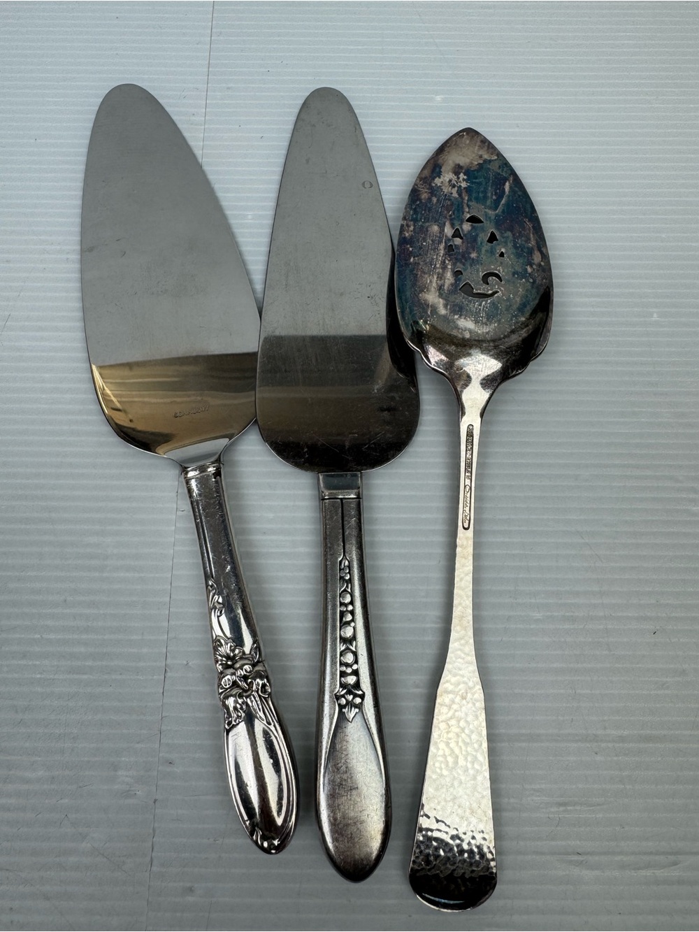VTG Mixed Silverplate & Stainless Serving Flatware Lot Of 7 Silverware Rogers - Picture 9 of 13